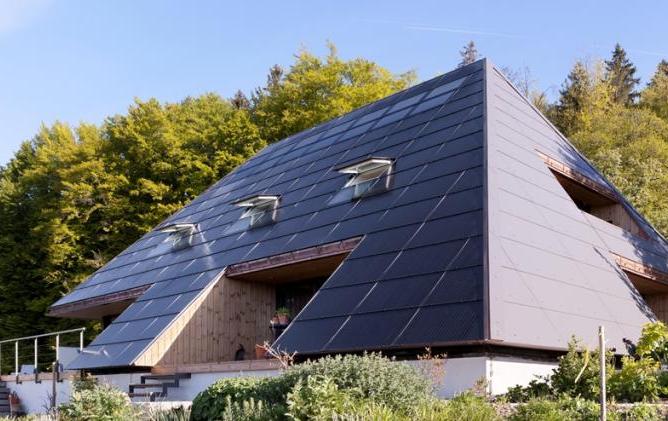 1 PositiveEnergyHouse